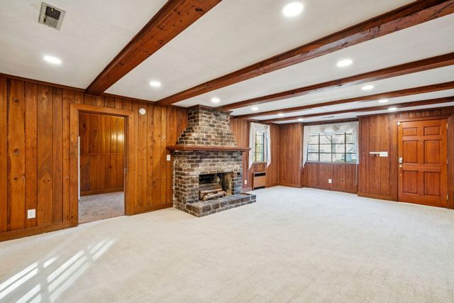 2000 Minott Street, Charleston, SC 29412