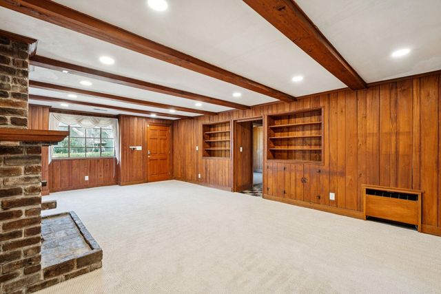 2000 Minott Street, Charleston, SC 29412