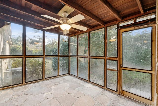 2000 Minott Street, Charleston, SC 29412