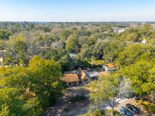 2000 Minott Street, Charleston, SC 29412