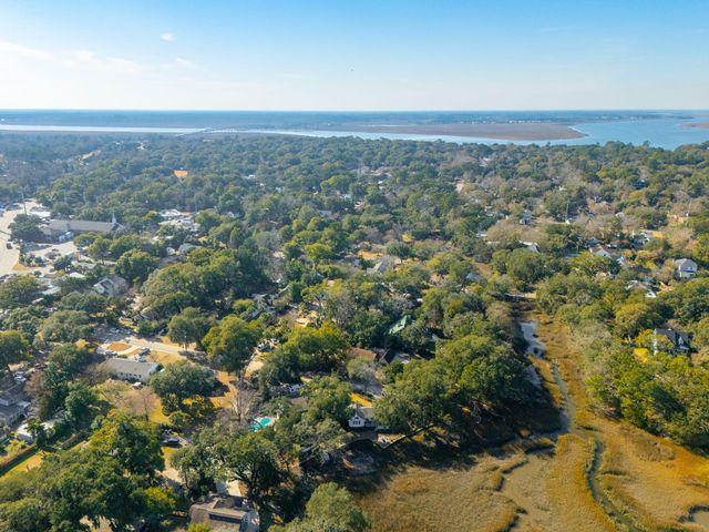 2000 Minott Street, Charleston, SC 29412