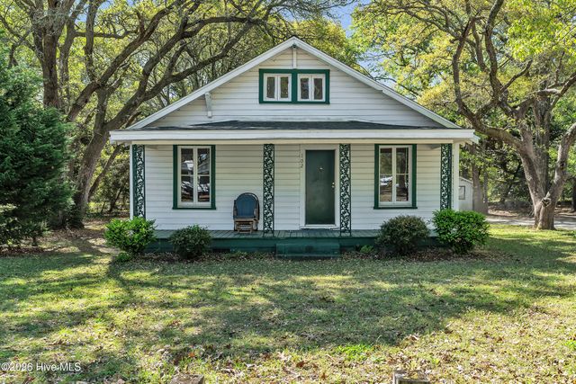 102 Ned Lane, Swansboro, NC 28584