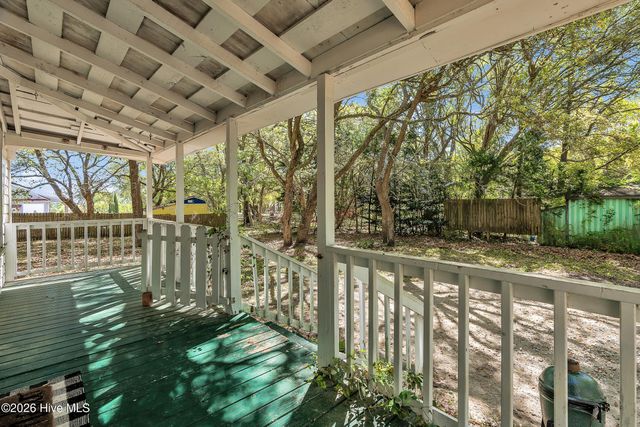 102 Ned Lane, Swansboro, NC 28584