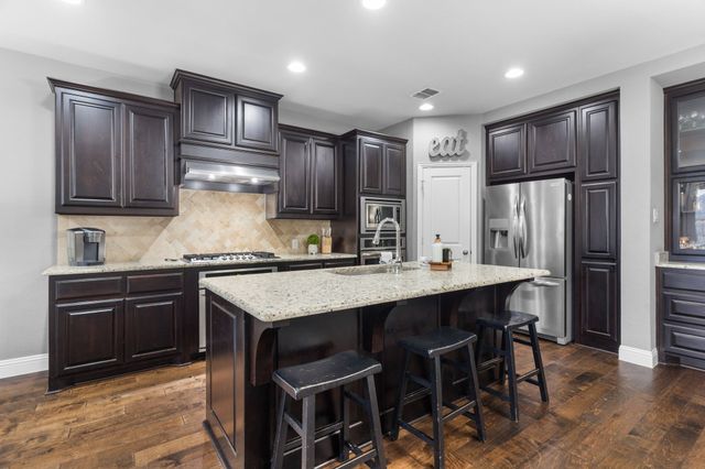 7916 Lewisville Lane, Mckinney, TX 75071