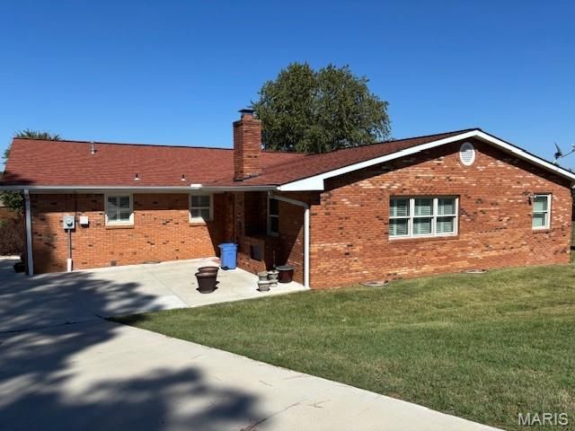 909 Saddle Spur Rd, Dexter, MO 63841