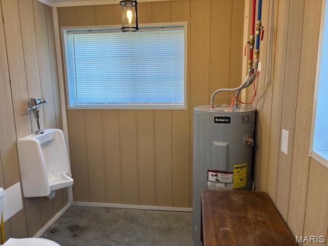 909 Saddle Spur Rd, Dexter, MO 63841