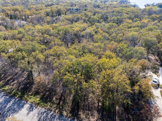 1011 Turquoise Lane, Oak Point, TX 75068