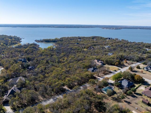 1011 Turquoise Lane, Oak Point, TX 75068