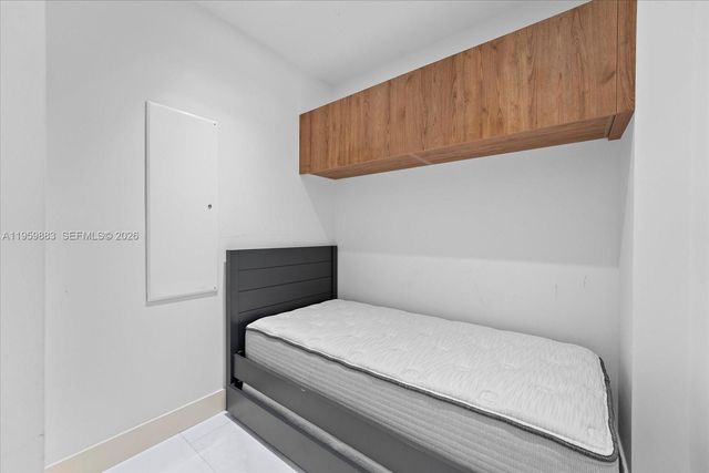 16901 Collins Ave 2503, Sunny Isles Beach, FL 33160