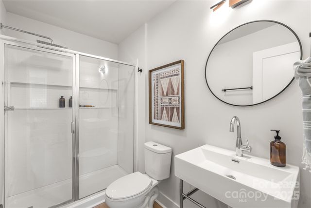 1314 Carolyn Drive, Charlotte, NC 28205