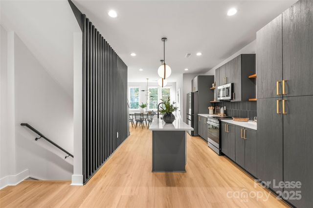 1314 Carolyn Drive, Charlotte, NC 28205