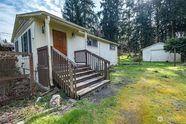 1516 Garden Lane, Freeland, WA 98249
