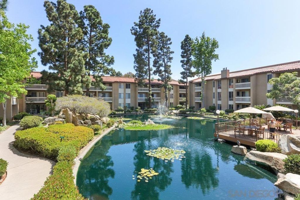 1885 Diamond 308, San Diego, CA 92109 — photo 2
