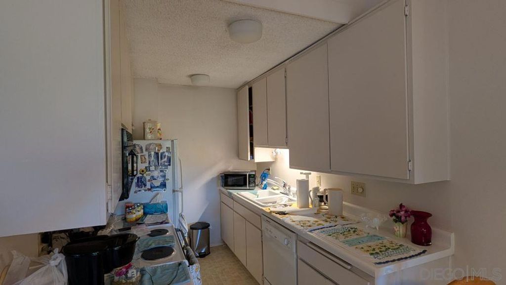 1885 Diamond 308, San Diego, CA 92109 — photo 5