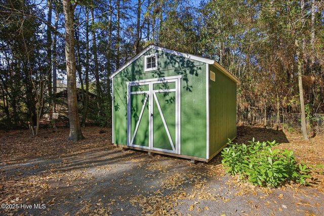 3402 Sparrow Hawk Court, Wilmington, NC 28409