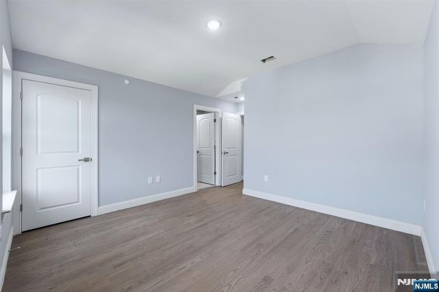 339 Court Street, Elizabeth, NJ 07206