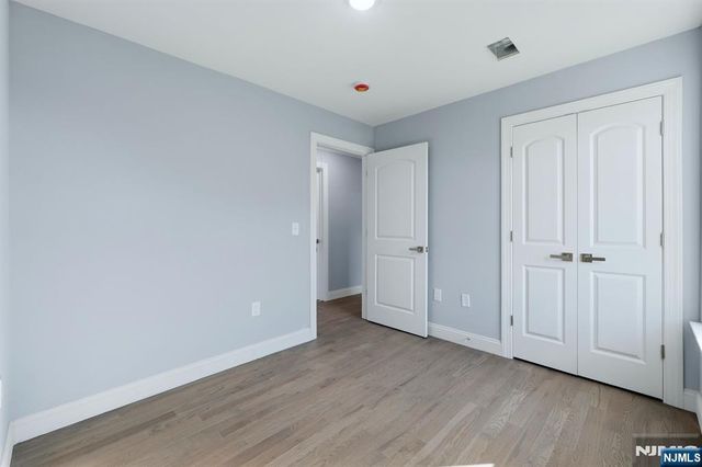 339 Court Street, Elizabeth, NJ 07206