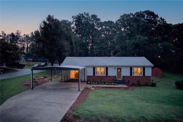 4243 White Way Drive, Austell, GA 30106