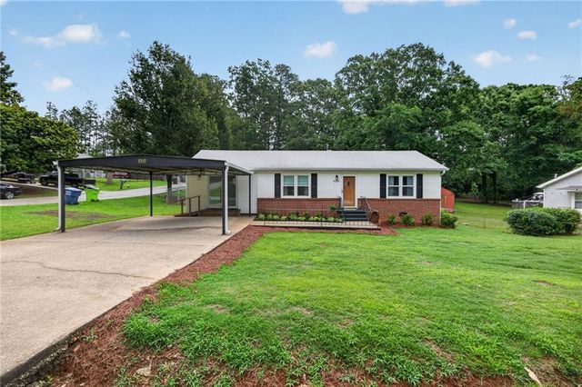 4243 White Way Drive, Austell, GA 30106