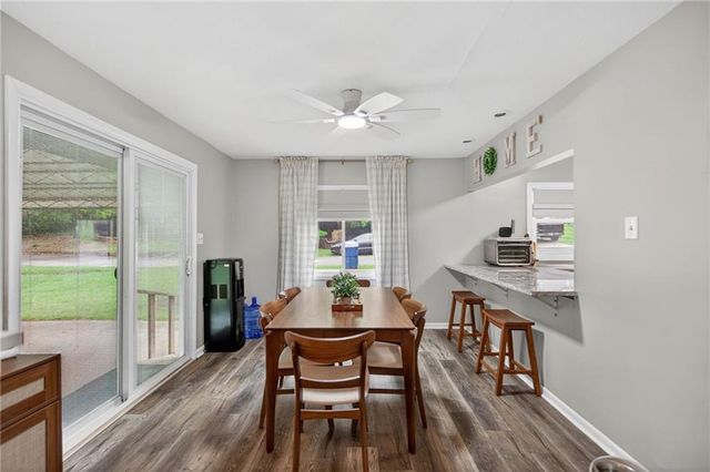 4243 White Way Drive, Austell, GA 30106