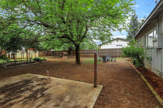 1335 Lodgepole Avenue, Anderson, CA 96007