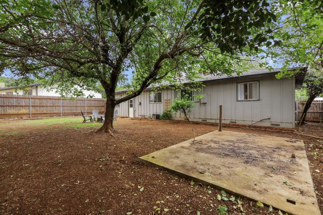 1335 Lodgepole Avenue, Anderson, CA 96007