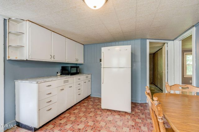 2790 Goshen Valley Road, Church Hill, TN 37642