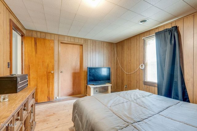 2790 Goshen Valley Road, Church Hill, TN 37642