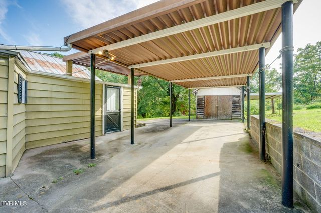 2790 Goshen Valley Road, Church Hill, TN 37642
