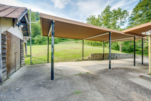 2790 Goshen Valley Road, Church Hill, TN 37642