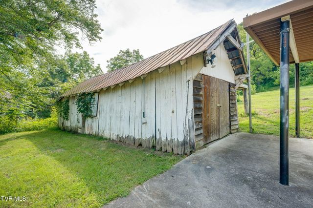 2790 Goshen Valley Road, Church Hill, TN 37642