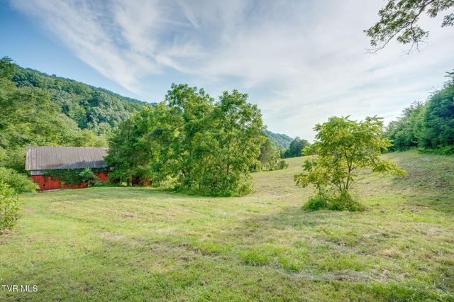 2790 Goshen Valley Road, Church Hill, TN 37642
