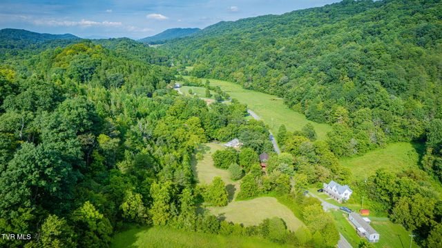 2790 Goshen Valley Road, Church Hill, TN 37642