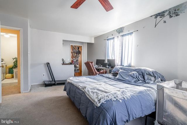 8 DICKENSON, Sicklerville, NJ 08081