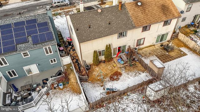 8 DICKENSON, Sicklerville, NJ 08081