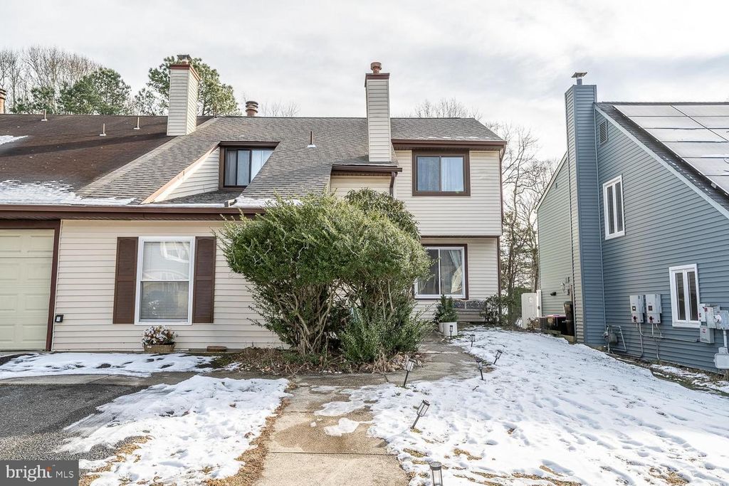 8 DICKENSON, Sicklerville, NJ 08081