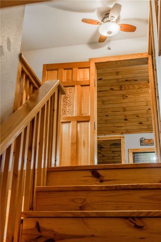 16184 Hickory Drive, Fayetteville, AR 72704