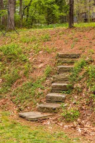 16184 Hickory Drive, Fayetteville, AR 72704