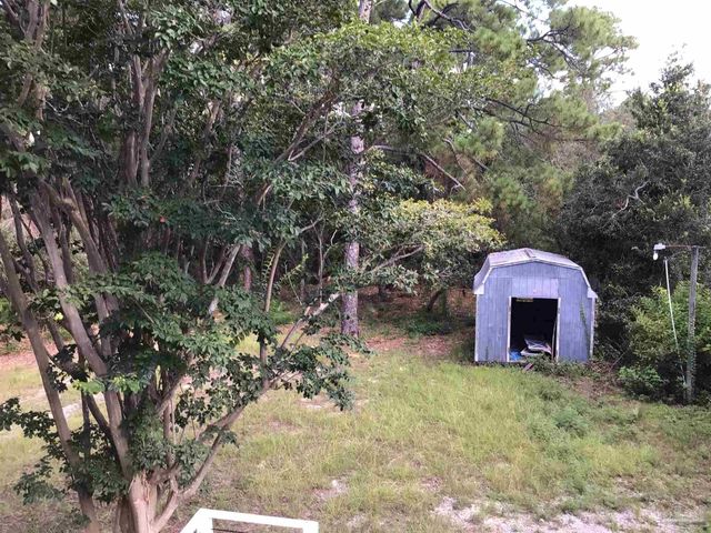 3056 Bay St, Gulf Breeze, FL 32563