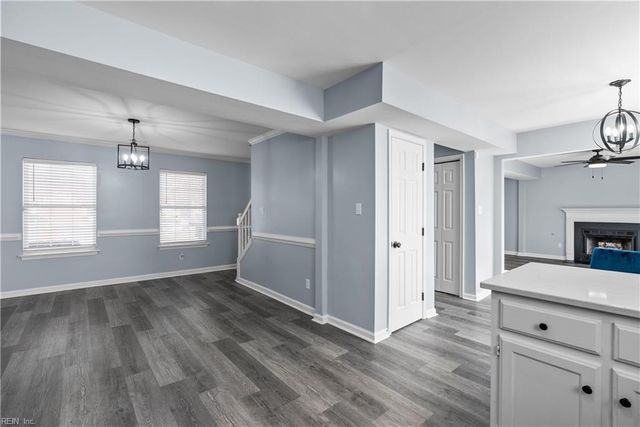 5 Cranes CV, Hampton, VA 23669