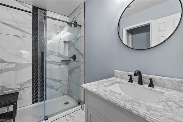 5 Cranes CV, Hampton, VA 23669