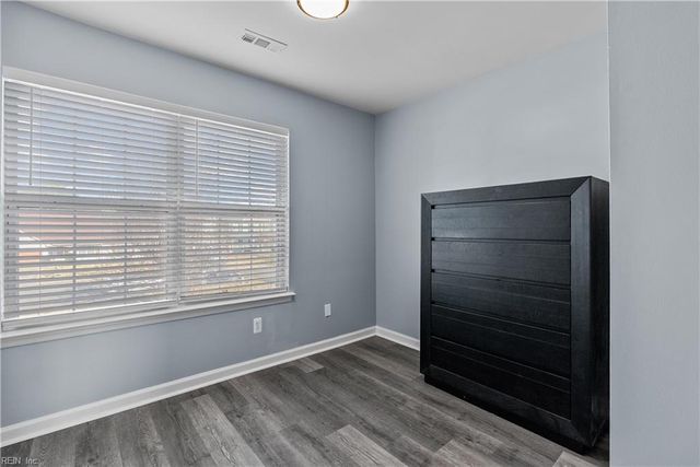 5 Cranes CV, Hampton, VA 23669