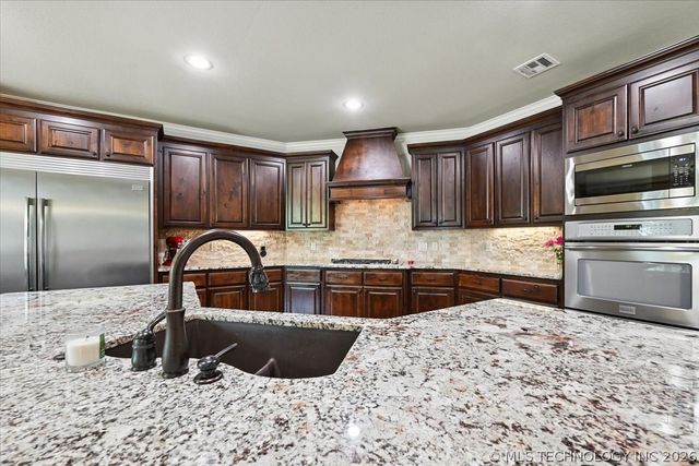 9475 E 106th Street S, Bixby, OK 74133