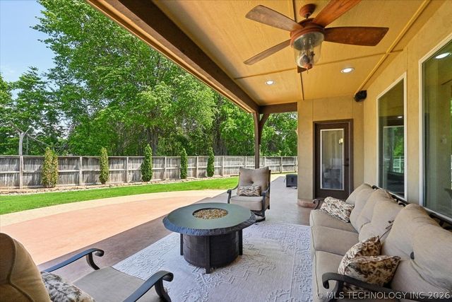 9475 E 106th Street S, Bixby, OK 74133