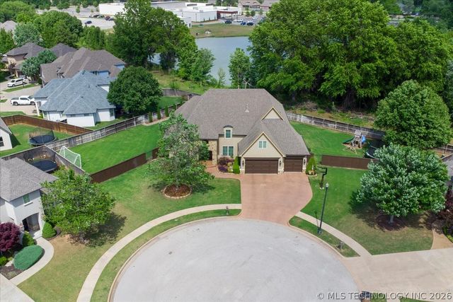 9475 E 106th Street S, Bixby, OK 74133