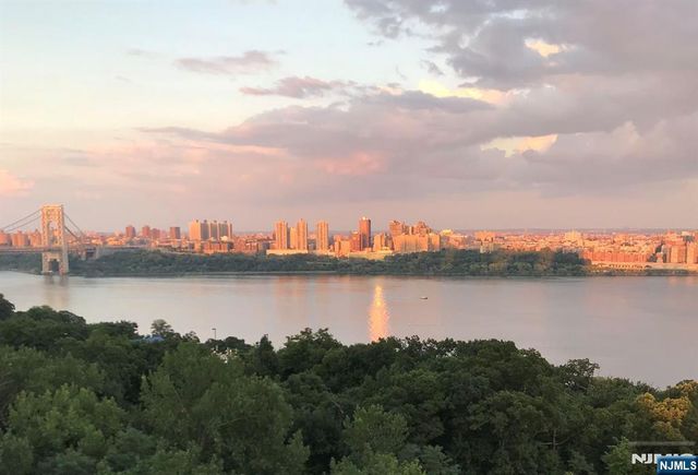 1500 Palisade 14F, Fort Lee, NJ 07024