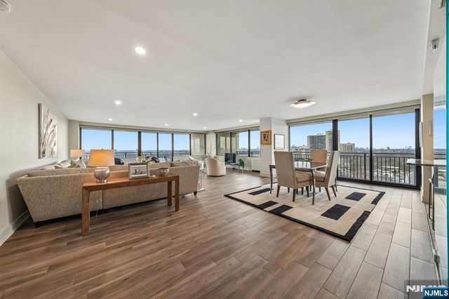 1500 Palisade 14F, Fort Lee, NJ 07024