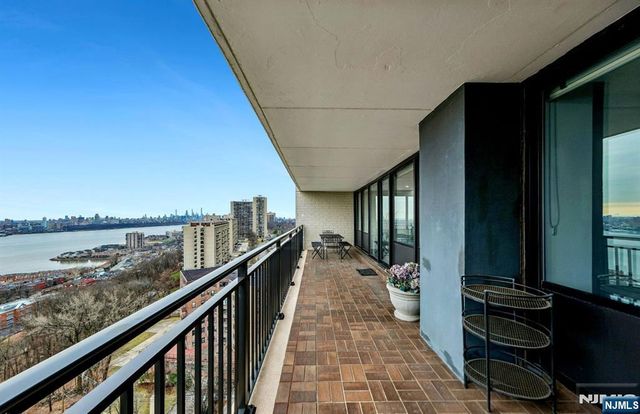 1500 Palisade 14F, Fort Lee, NJ 07024