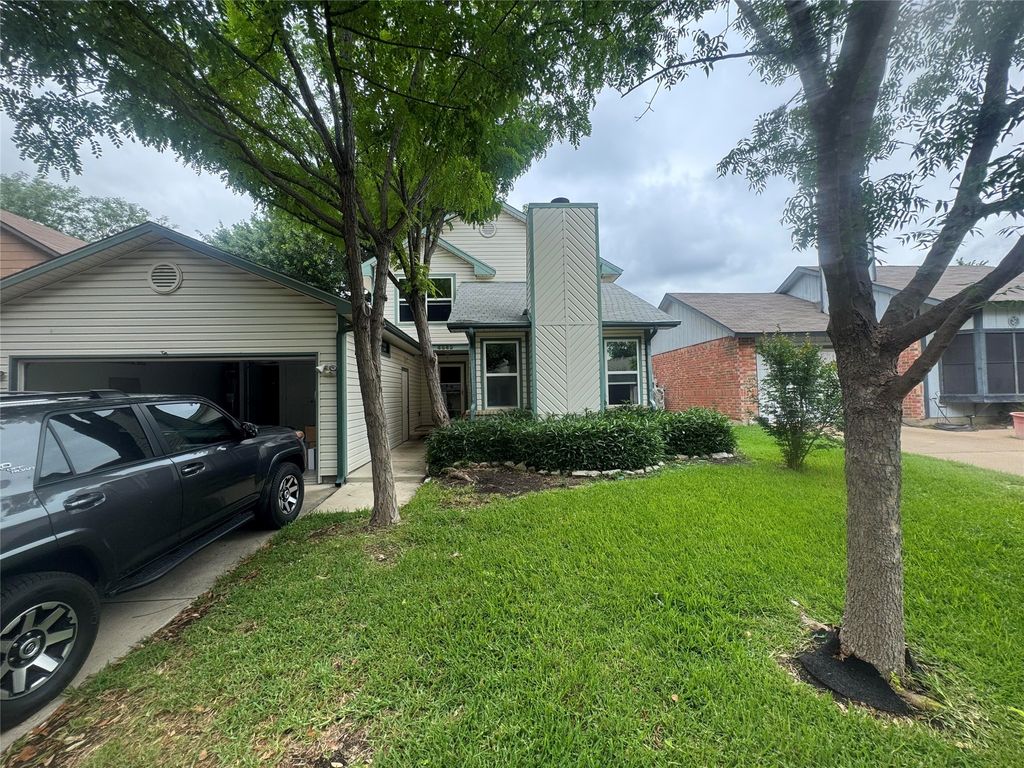4649 Misty Ridge Drive, Fort Worth, TX 76137