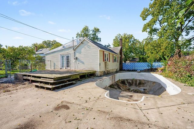 540 Goshen Avenue, Elkhart, IN 46516